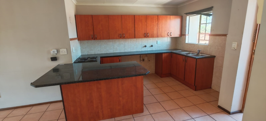 To Let 2 Bedroom Property for Rent in Brentwood Gauteng
