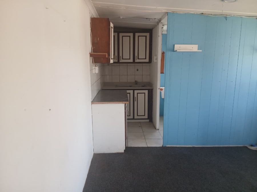 To Let 1 Bedroom Property for Rent in Primrose East Gauteng
