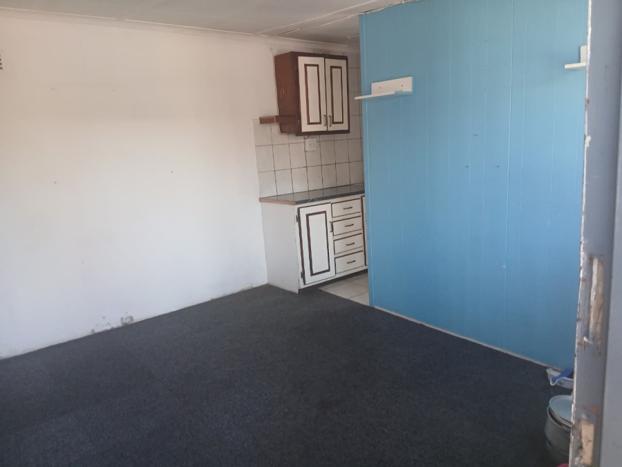 To Let 1 Bedroom Property for Rent in Primrose East Gauteng