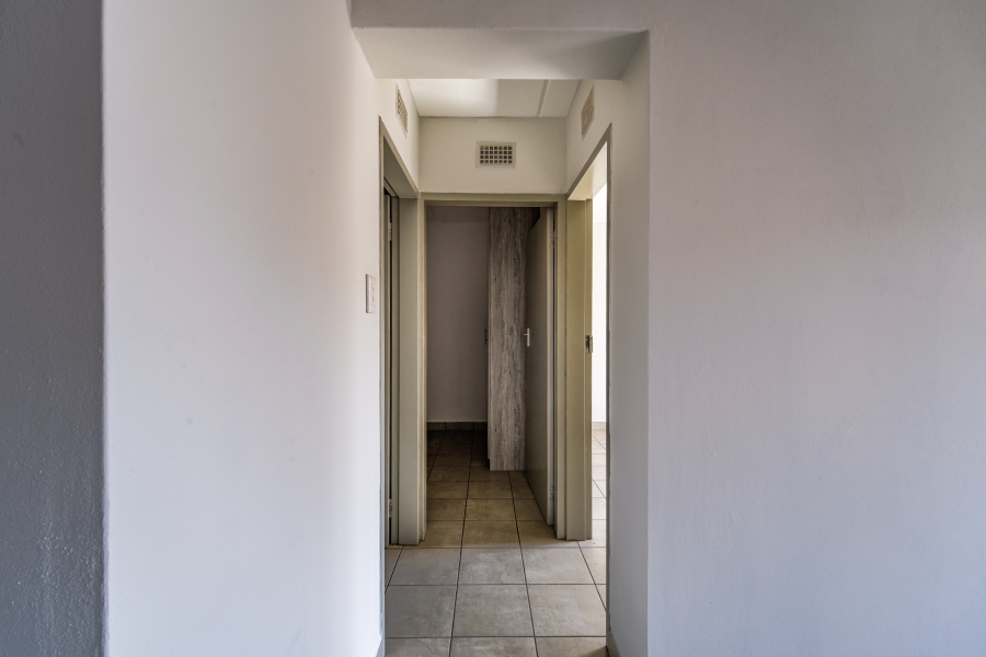 2 Bedroom Property for Sale in La Montagne Gauteng