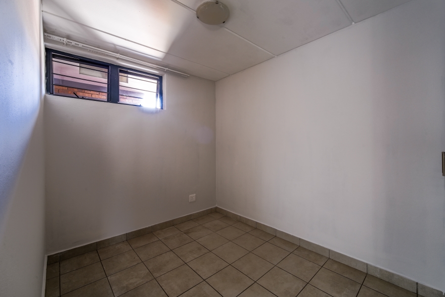 2 Bedroom Property for Sale in La Montagne Gauteng