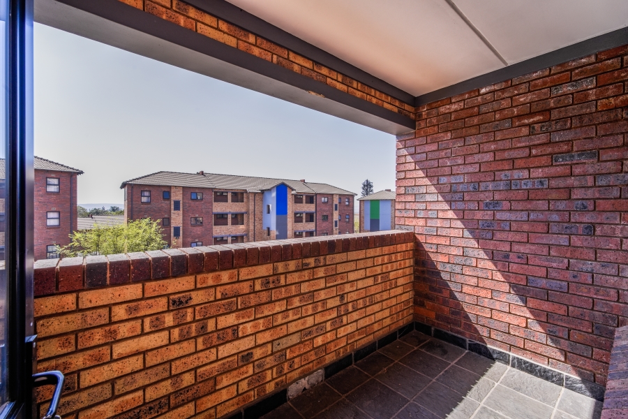 2 Bedroom Property for Sale in La Montagne Gauteng