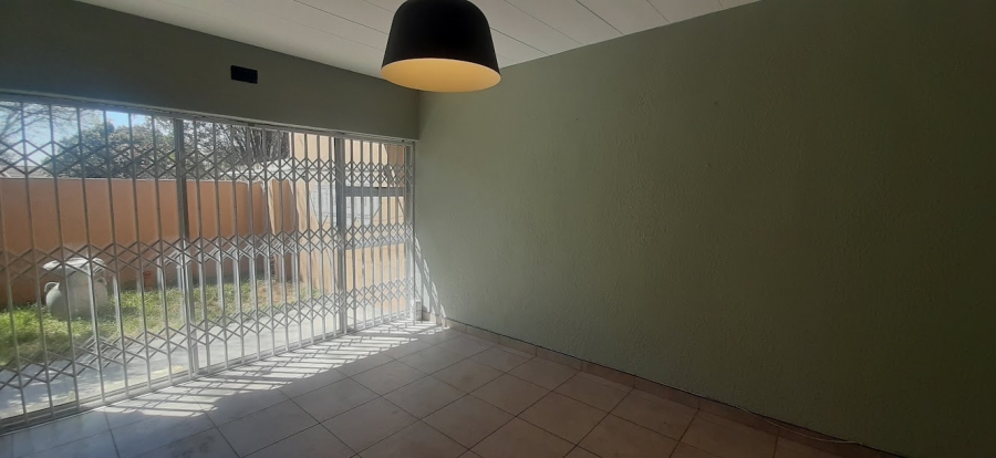 3 Bedroom Property for Sale in Birch Acres Gauteng