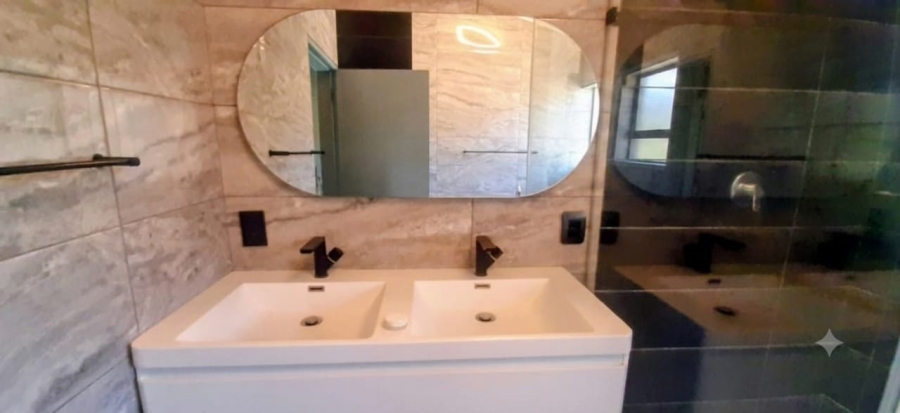 3 Bedroom Property for Sale in Birch Acres Gauteng