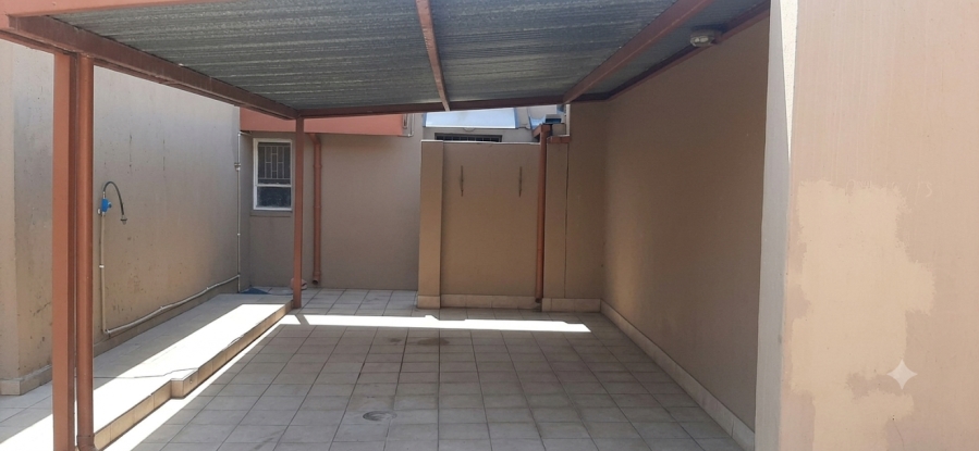 3 Bedroom Property for Sale in Birch Acres Gauteng