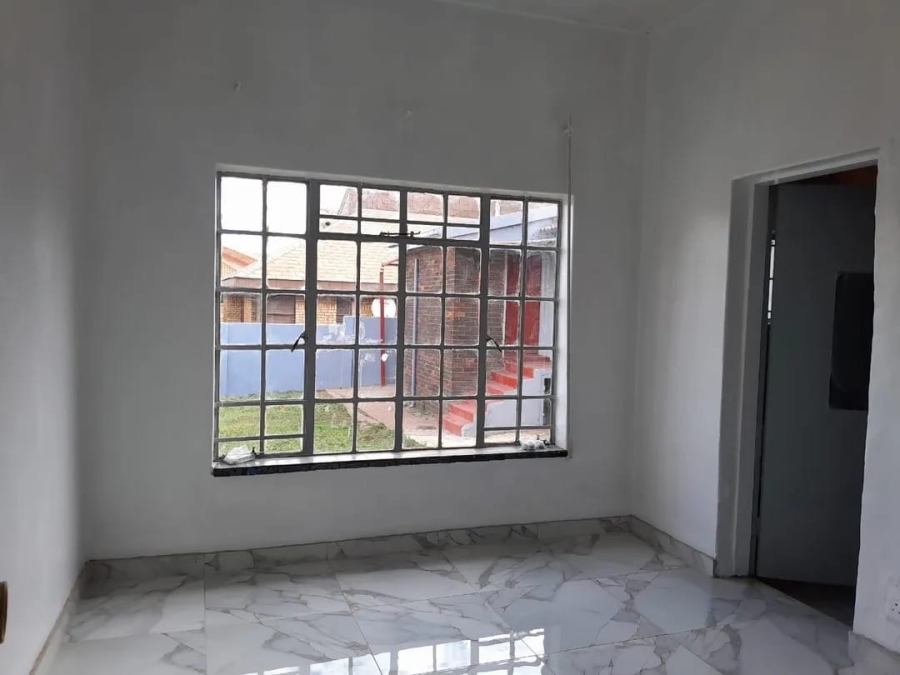 4 Bedroom Property for Sale in Laudium Gauteng