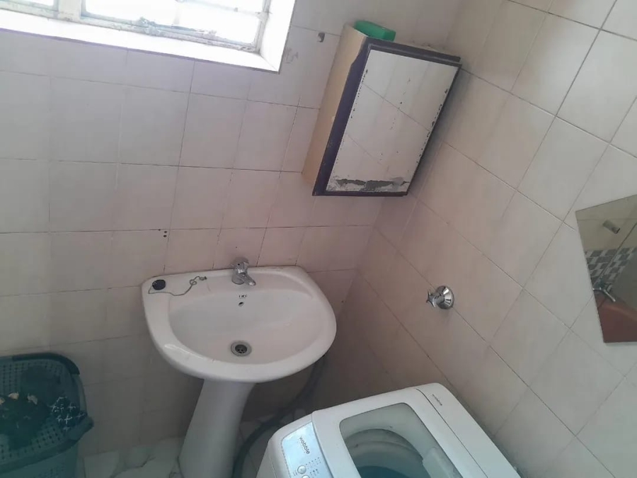 4 Bedroom Property for Sale in Laudium Gauteng