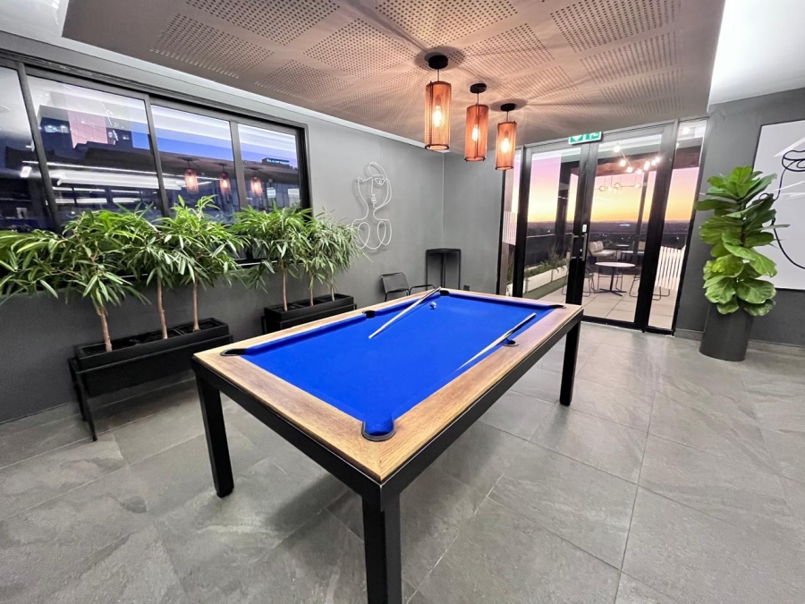 1 Bedroom Property for Sale in Sandton Central Gauteng