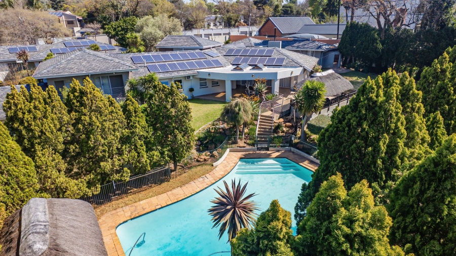 5 Bedroom Property for Sale in Bryanston Gauteng