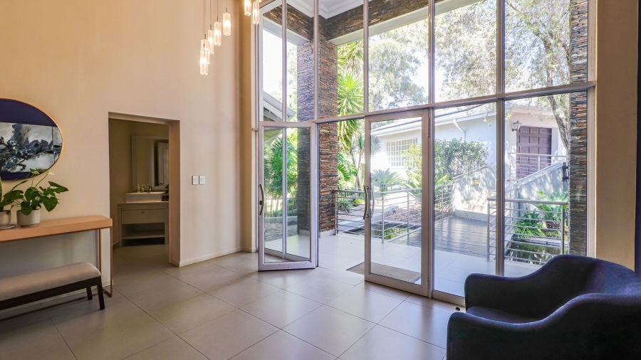 5 Bedroom Property for Sale in Bryanston Gauteng