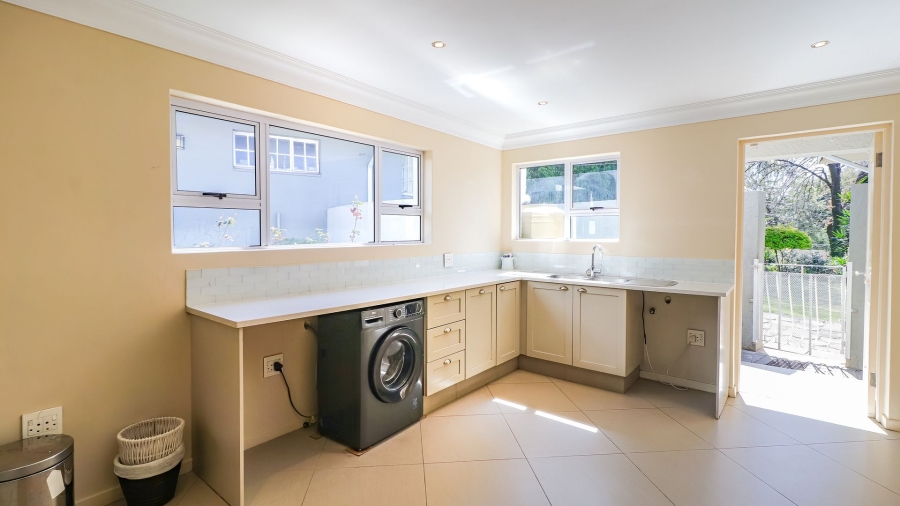 5 Bedroom Property for Sale in Bryanston Gauteng