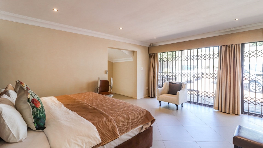 5 Bedroom Property for Sale in Bryanston Gauteng