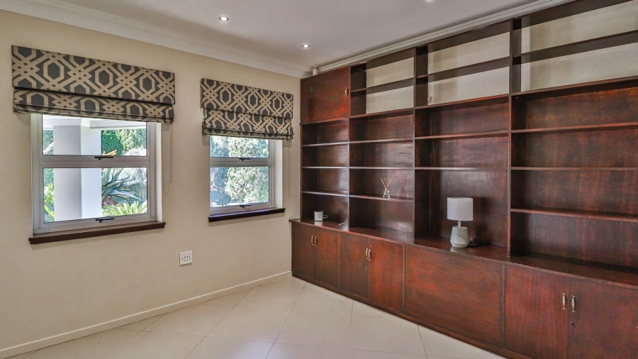 5 Bedroom Property for Sale in Bryanston Gauteng