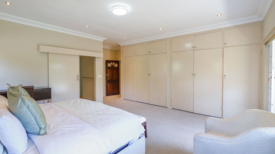 5 Bedroom Property for Sale in Bryanston Gauteng