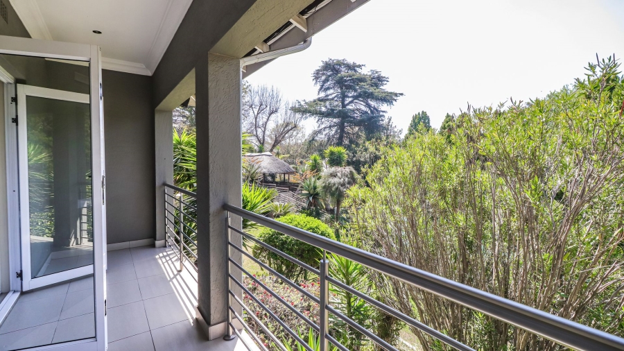 5 Bedroom Property for Sale in Bryanston Gauteng