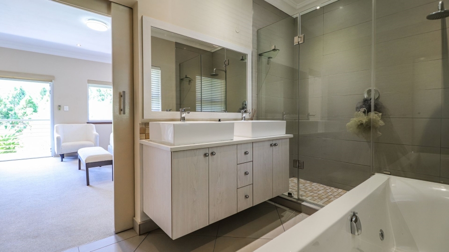 5 Bedroom Property for Sale in Bryanston Gauteng