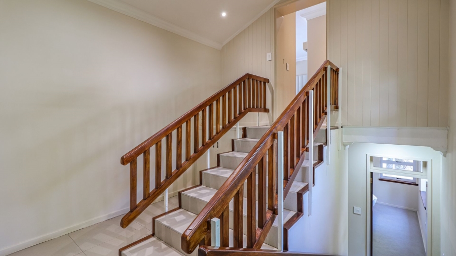 5 Bedroom Property for Sale in Bryanston Gauteng