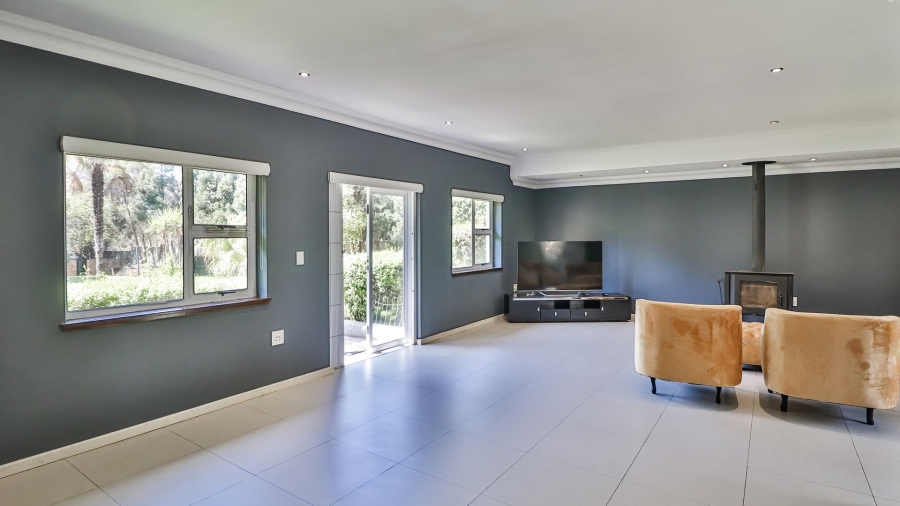 5 Bedroom Property for Sale in Bryanston Gauteng