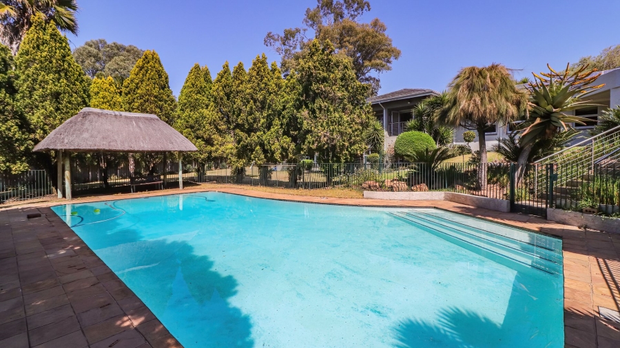 5 Bedroom Property for Sale in Bryanston Gauteng