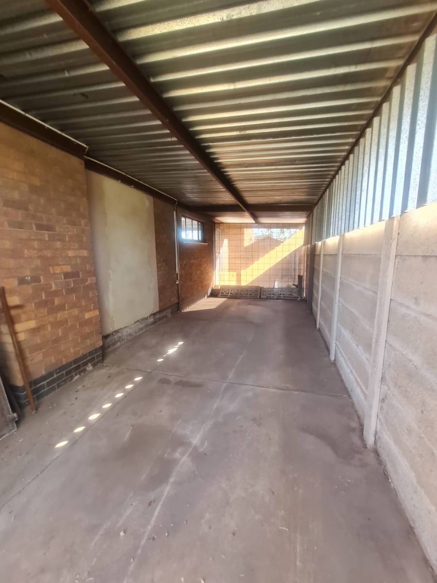 4 Bedroom Property for Sale in Vanderbijlpark CE 2 Gauteng