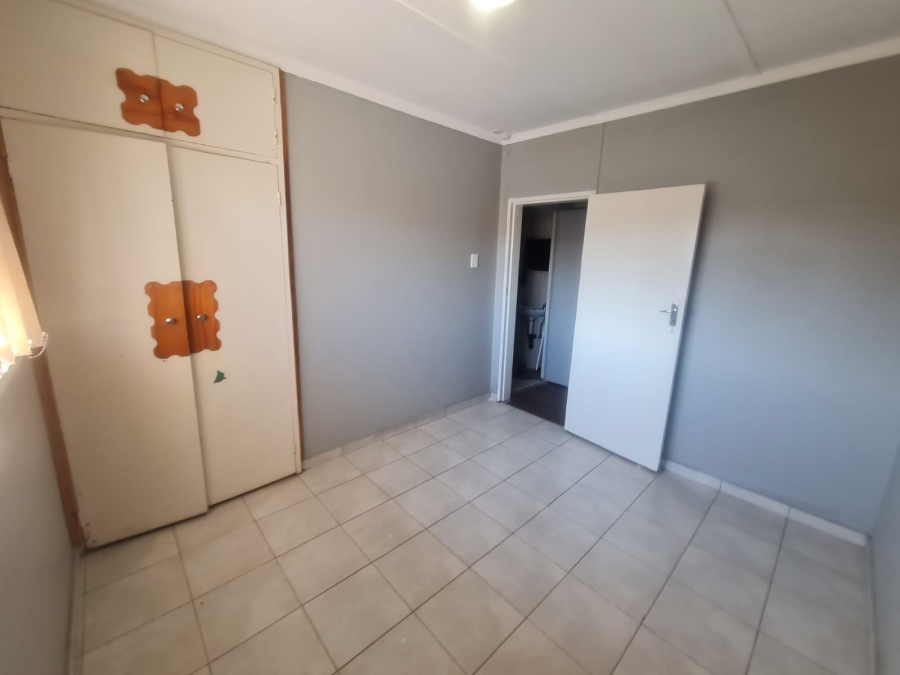 4 Bedroom Property for Sale in Vanderbijlpark CE 2 Gauteng