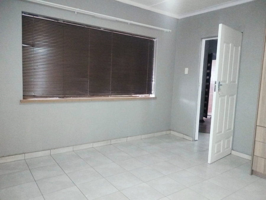 4 Bedroom Property for Sale in Vanderbijlpark CE 2 Gauteng