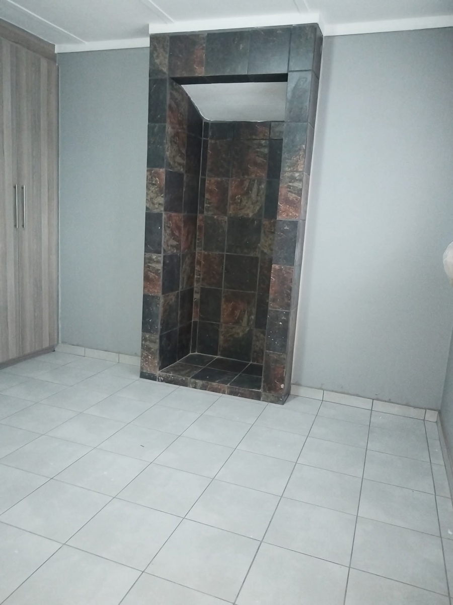 4 Bedroom Property for Sale in Vanderbijlpark CE 2 Gauteng