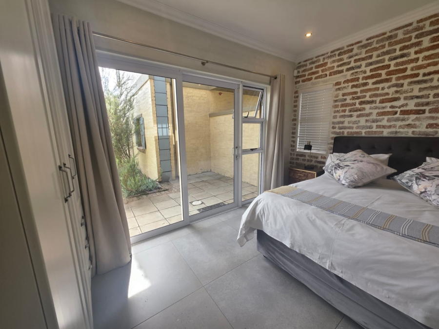 1 Bedroom Property for Sale in Lochvaal Gauteng