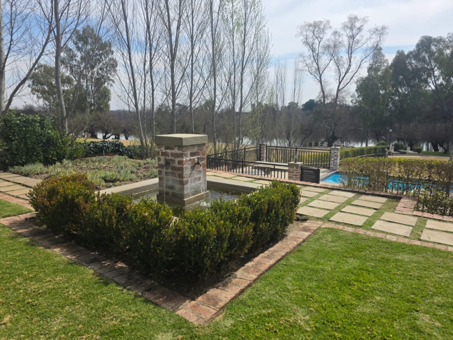 1 Bedroom Property for Sale in Lochvaal Gauteng