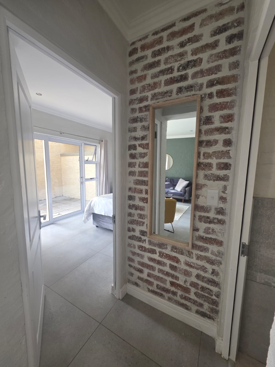 1 Bedroom Property for Sale in Lochvaal Gauteng