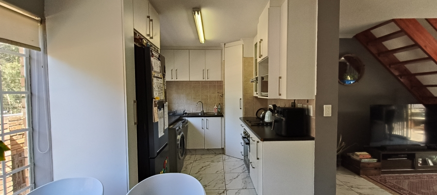 To Let 3 Bedroom Property for Rent in Sundowner Gauteng