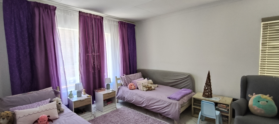 To Let 3 Bedroom Property for Rent in Sundowner Gauteng
