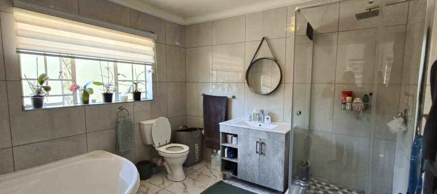 To Let 3 Bedroom Property for Rent in Sundowner Gauteng