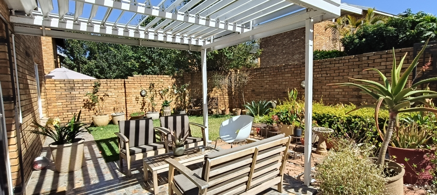 To Let 3 Bedroom Property for Rent in Sundowner Gauteng
