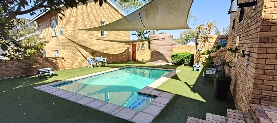 To Let 3 Bedroom Property for Rent in Sundowner Gauteng