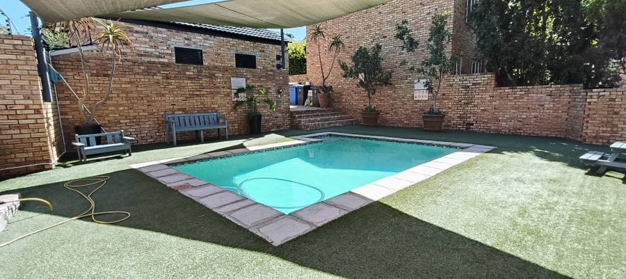 To Let 3 Bedroom Property for Rent in Sundowner Gauteng