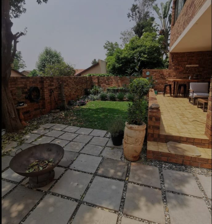 To Let 3 Bedroom Property for Rent in Fairland Gauteng