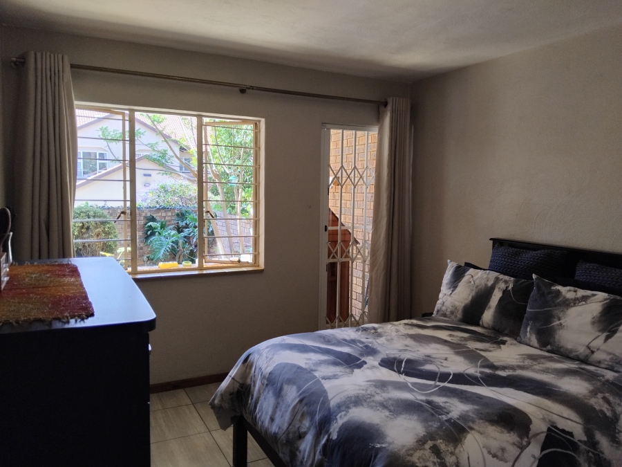 To Let 3 Bedroom Property for Rent in Fairland Gauteng