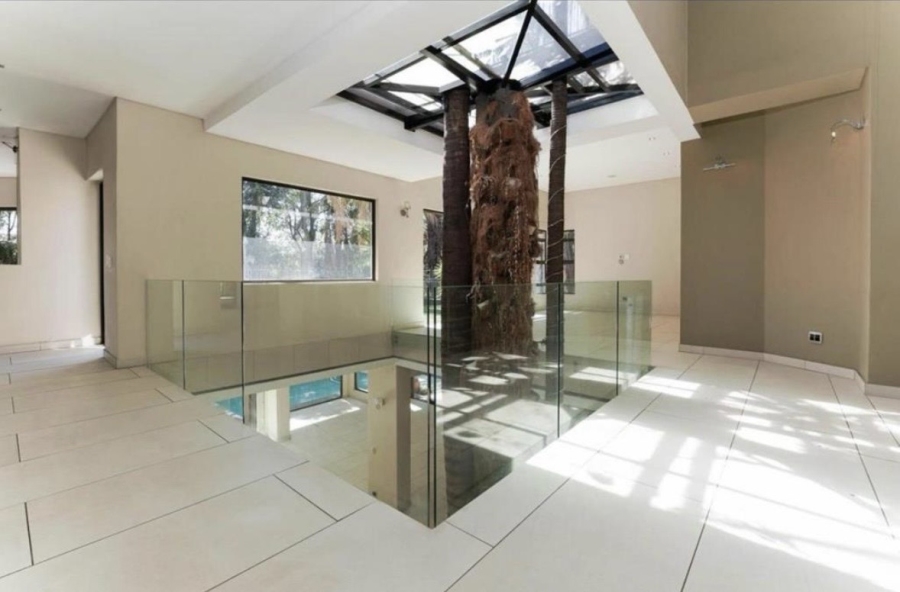To Let 8 Bedroom Property for Rent in Atholl Gauteng