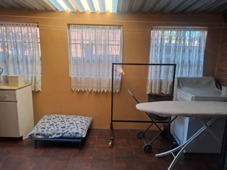 3 Bedroom Property for Sale in Westonaria Gauteng
