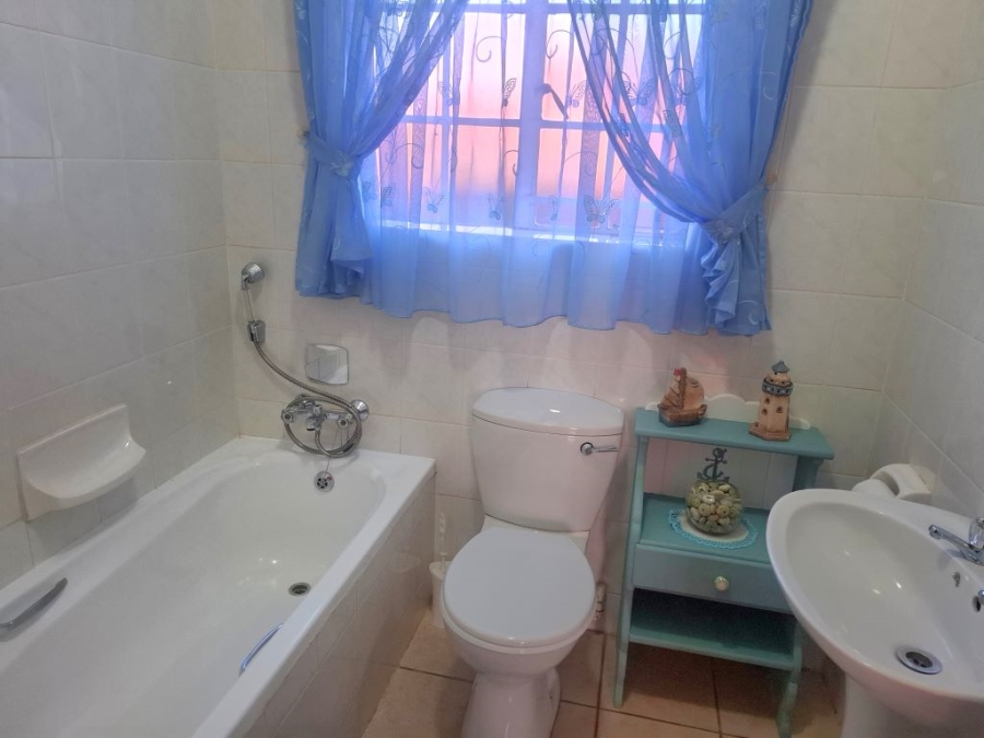 3 Bedroom Property for Sale in Westonaria Gauteng