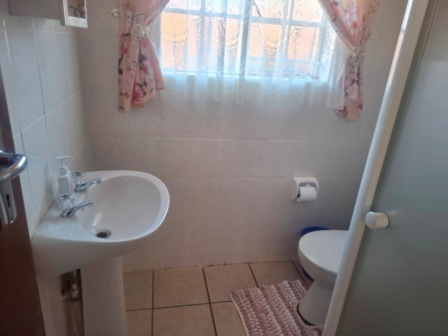 3 Bedroom Property for Sale in Westonaria Gauteng