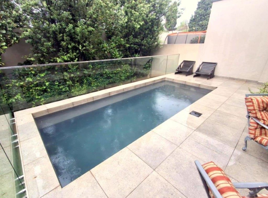 4 Bedroom Property for Sale in Dowerglen Ext 5 Gauteng