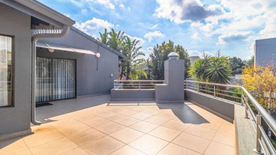 4 Bedroom Property for Sale in Dowerglen Ext 5 Gauteng