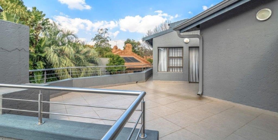 4 Bedroom Property for Sale in Dowerglen Ext 5 Gauteng