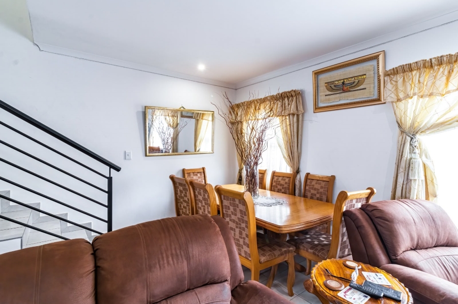 3 Bedroom Property for Sale in Brackendowns Gauteng