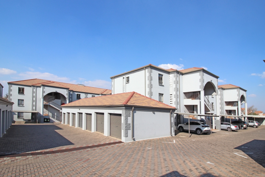 To Let 2 Bedroom Property for Rent in Northgate Gauteng
