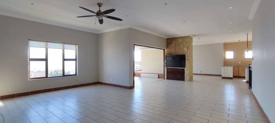 4 Bedroom Property for Sale in Eldoraigne Gauteng