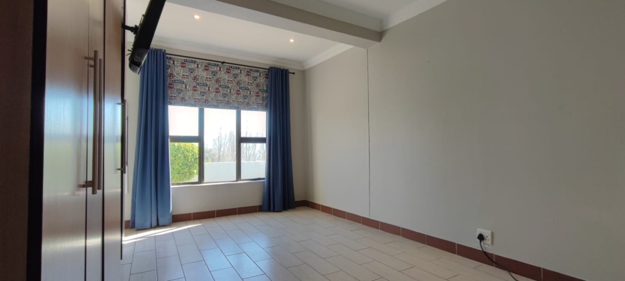 4 Bedroom Property for Sale in Eldoraigne Gauteng