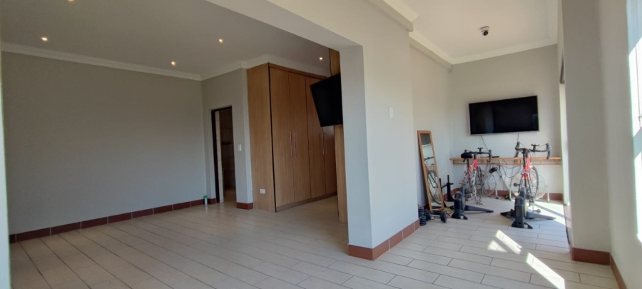 4 Bedroom Property for Sale in Eldoraigne Gauteng